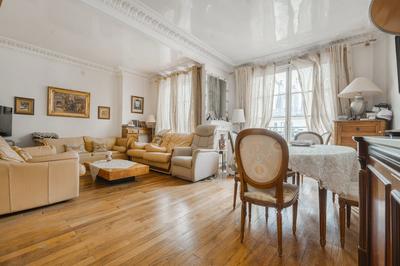 Appartement - 79 m² - 4 pièces