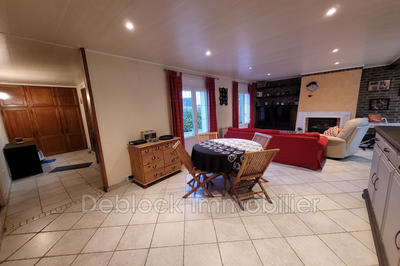 Maison - 98 m² - 4 pièces