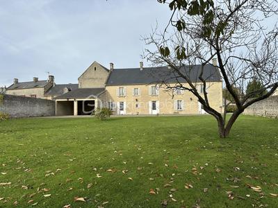 Propriété - 206 m² - 7 pièces