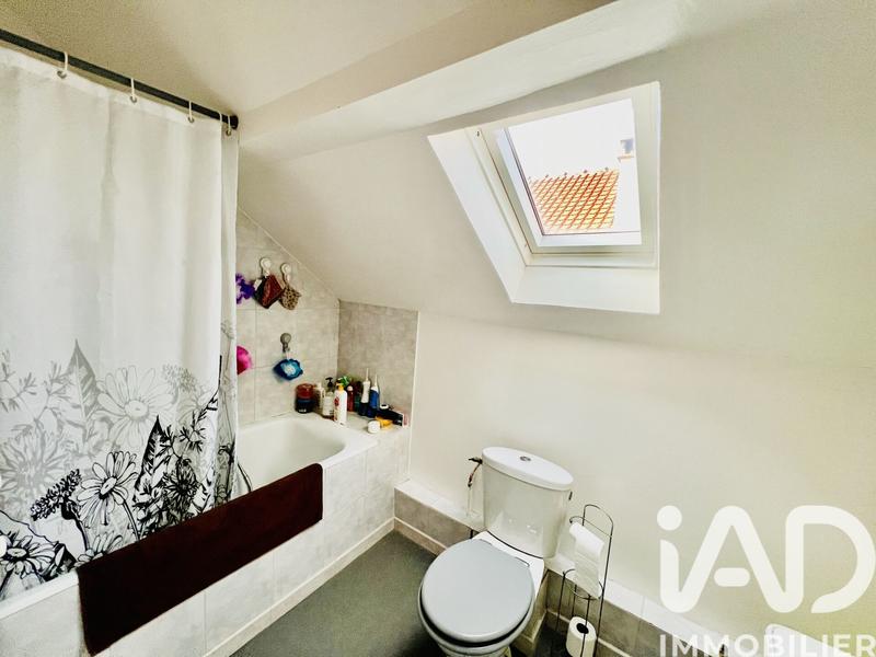 Maison - 99 m² - 6 pièces