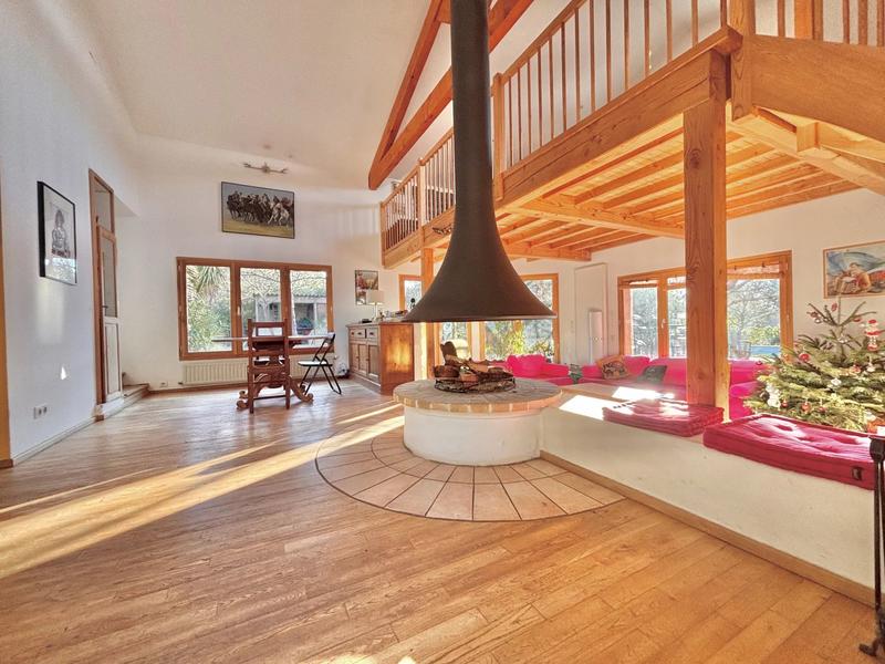 Maison - 190 m² - 6 pièces