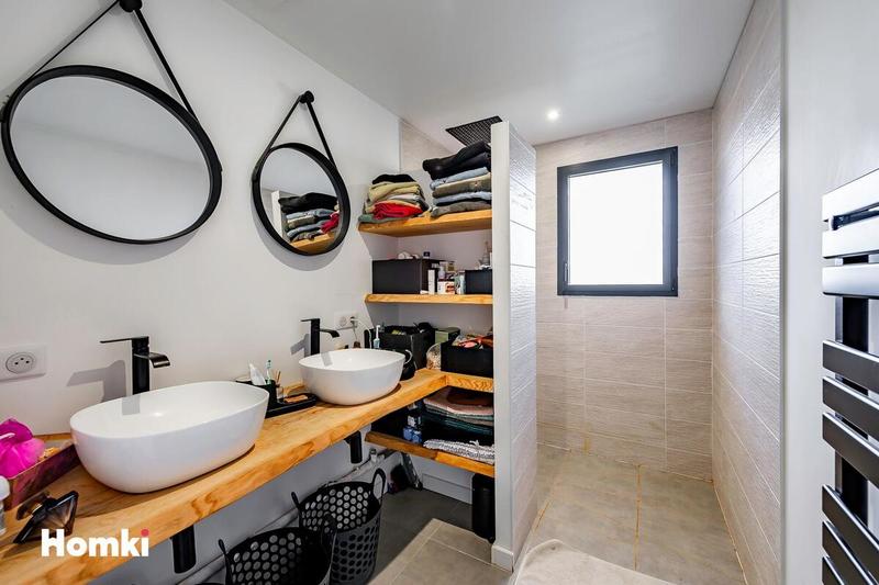 Maison - 150 m² - 6 pièces