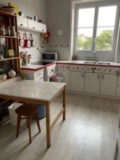 Appartement - 134 m² - 6 pièces