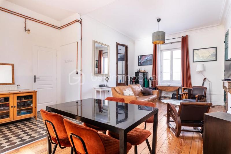 Appartement - 70 m² - 3 pièces