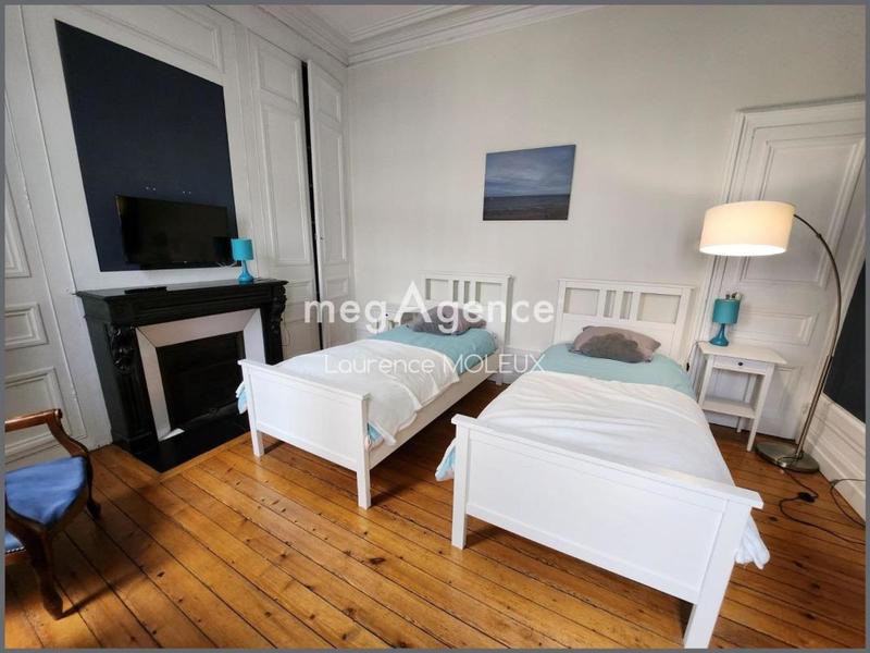 Maison de ville - 430 m² - 12 pièces