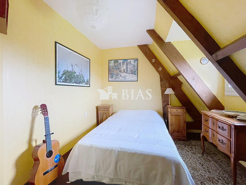 Maison - 166 m² - 6 pièces