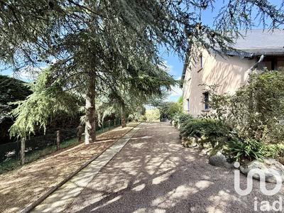 Maison - 257 m² - 8 pièces