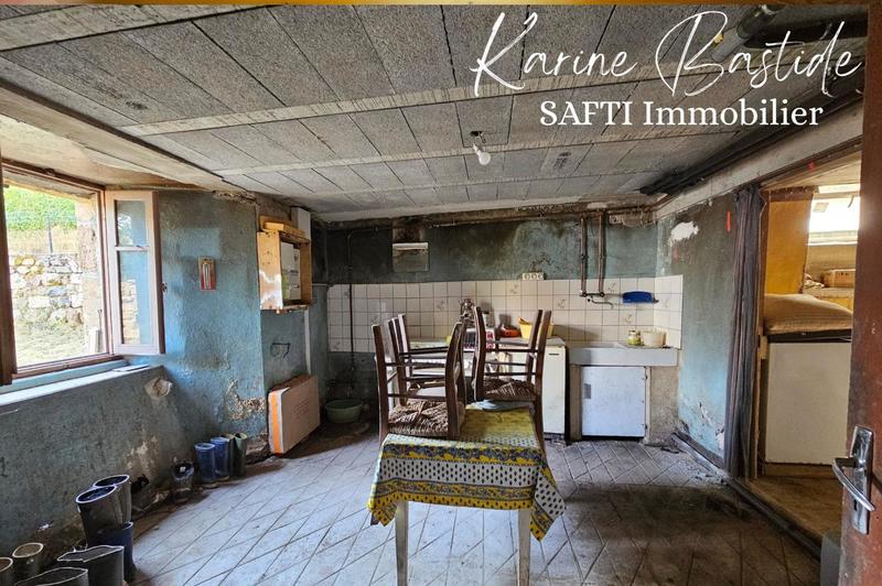 Maison - 75 m² - 5 pièces