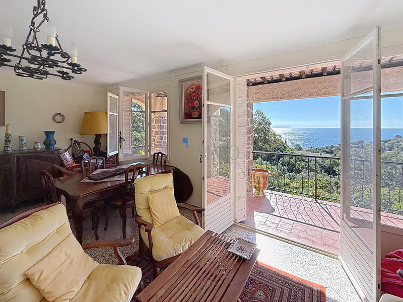 Villa - 155 m² - 6 pièces