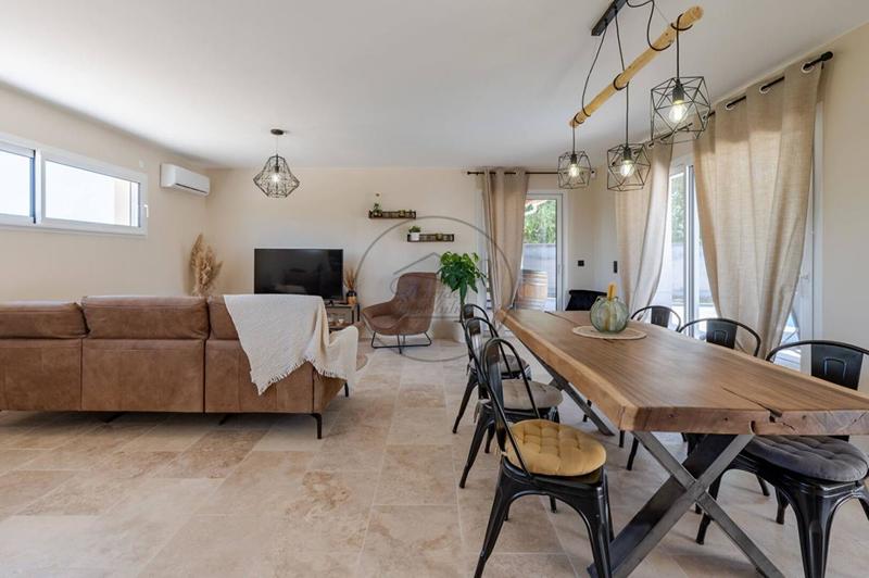 Villa - 124 m² - 5 pièces