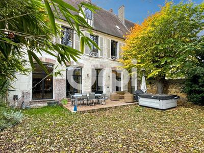 Propriété - 300 m² - 5 pièces