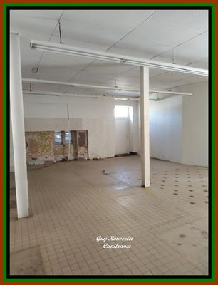 Immeuble - 211 m² - 10 pièces