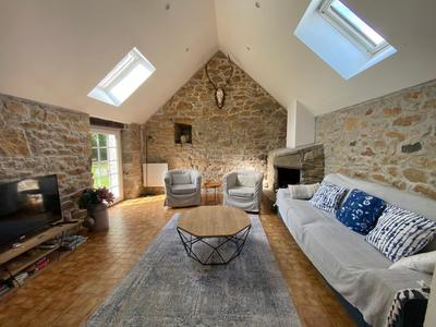 Maison - 90 m² - 6 pièces