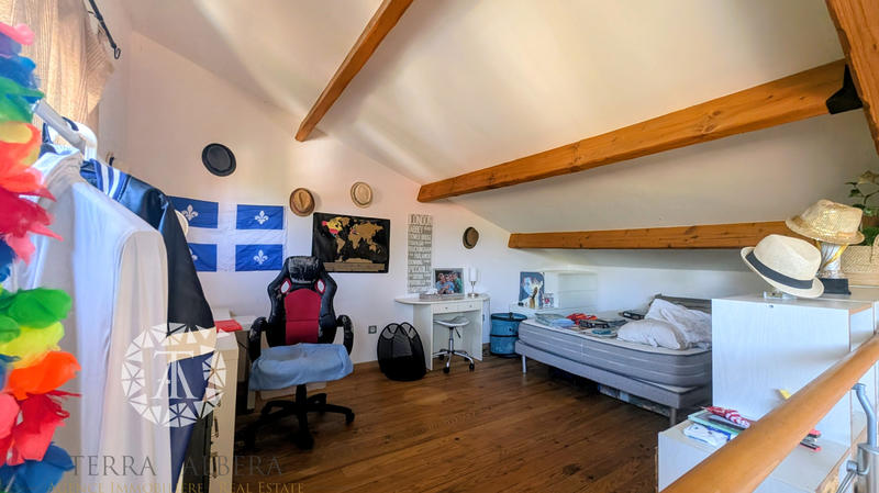 Villa - 354 m² - 11 pièces