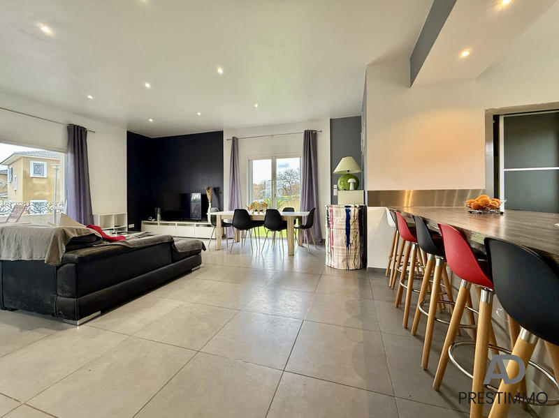 Villa - 125 m² - 5 pièces