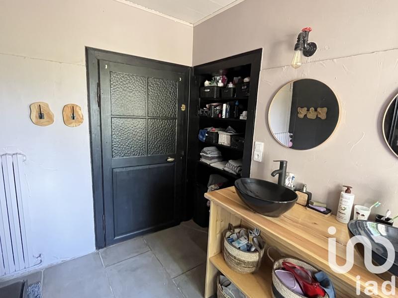 Maison - 207 m² - 1 pièce