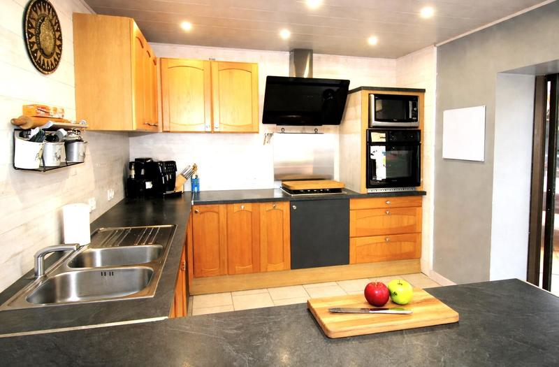 Maison traditionnelle - 205 m² - 7 pièces