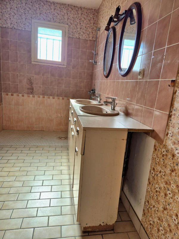 Maison - 95 m² - 5 pièces