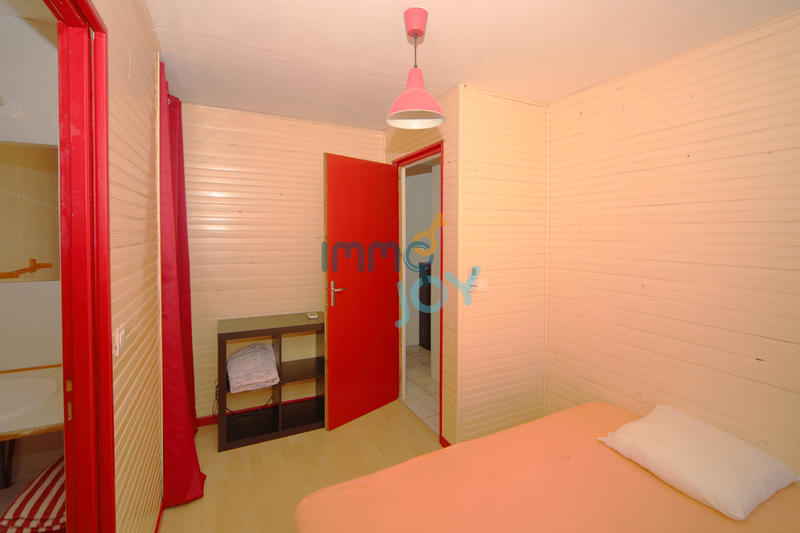 Maison - 216 m² - 8 pièces