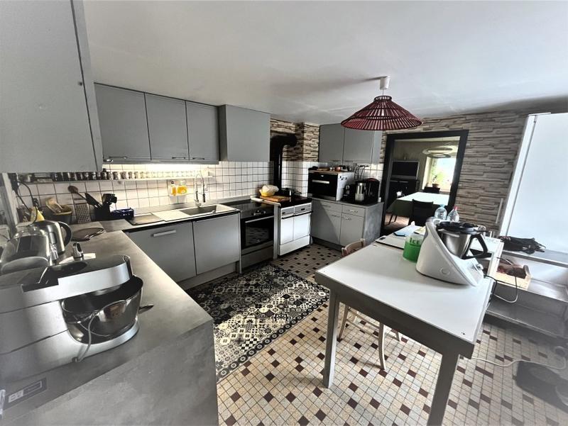 Maison - 150 m² - 7 pièces