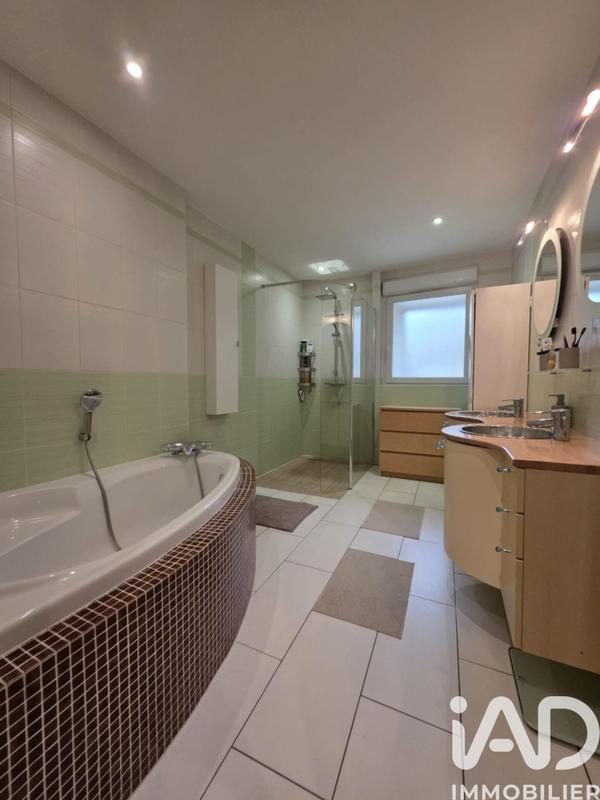 Maison de village - 115 m² - 6 pièces