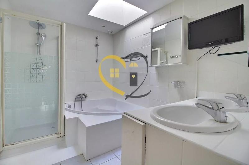 Maison - 95 m² - 6 pièces