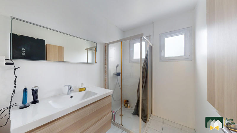 Maison traditionnelle - 75 m² - 4 pièces