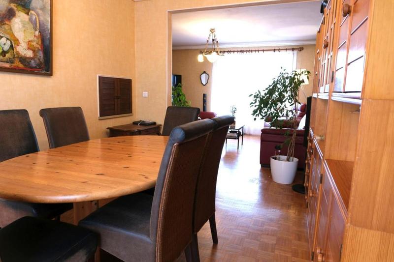 Maison - 181 m² - 7 pièces