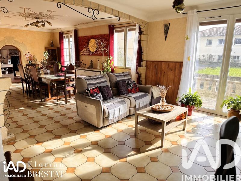 Maison - 158 m² - 7 pièces