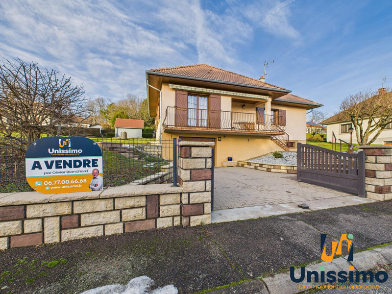 Maison - 87 m² - 4 pièces