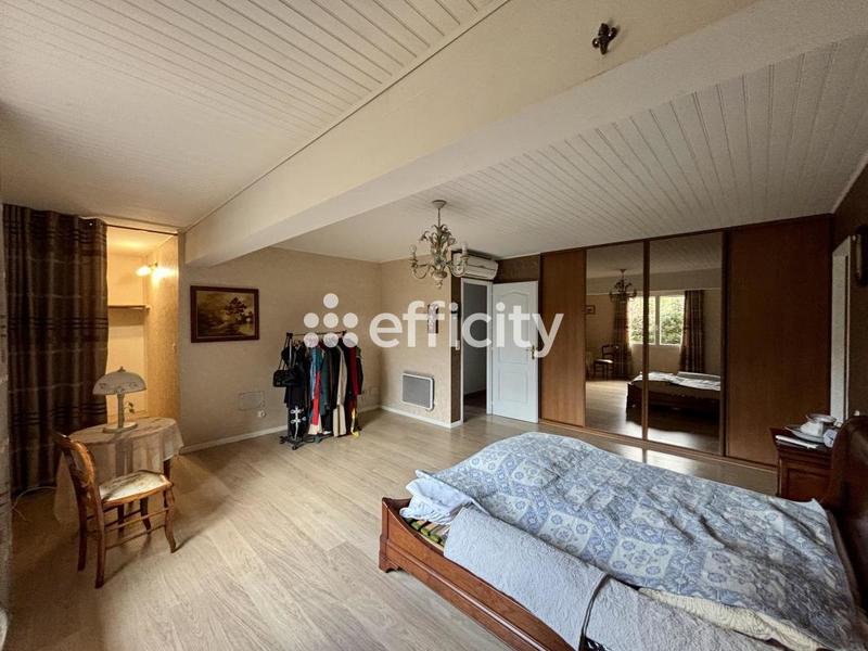 Maison - 184 m² - 5 pièces