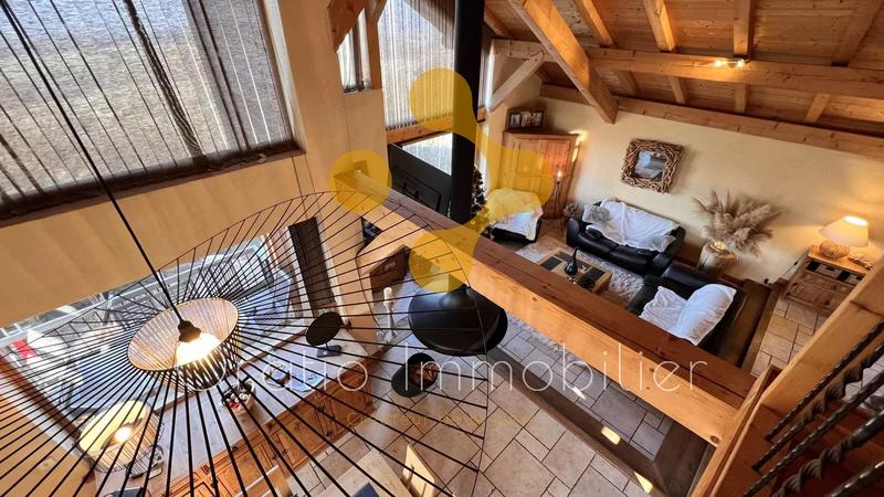 Maison - 183 m² - 5 pièces