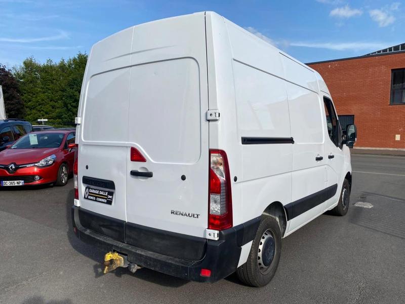 Renault Master L1 H2 dci 150 cv confort Clim Bluetooth régulateur attelage kit bois 16650 Ht