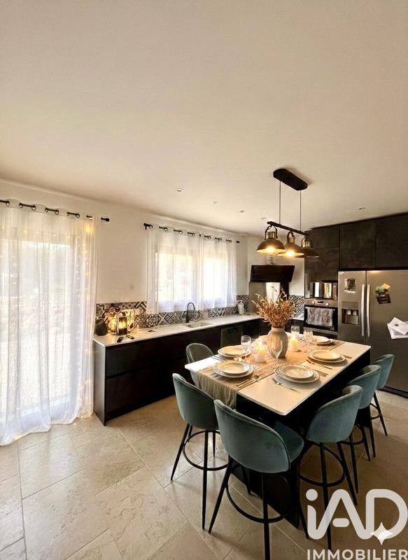 Maison - 150 m² - 5 pièces