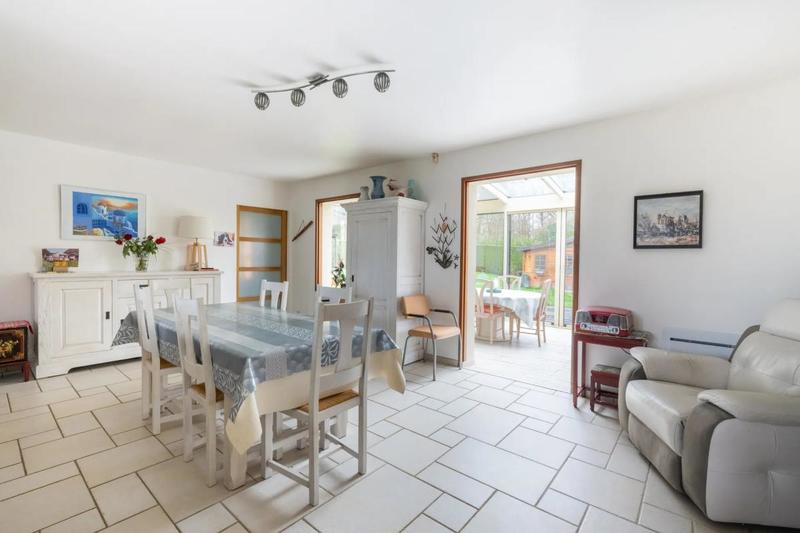 Maison - 142 m² - 9 pièces