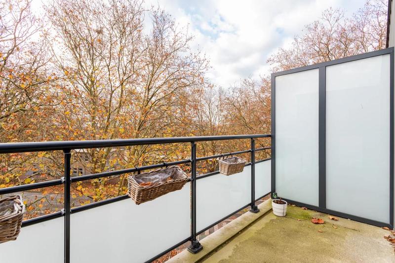 Appartement - 93 m² - 4 pièces