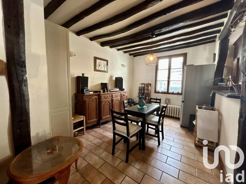 Maison - 229 m² - 9 pièces