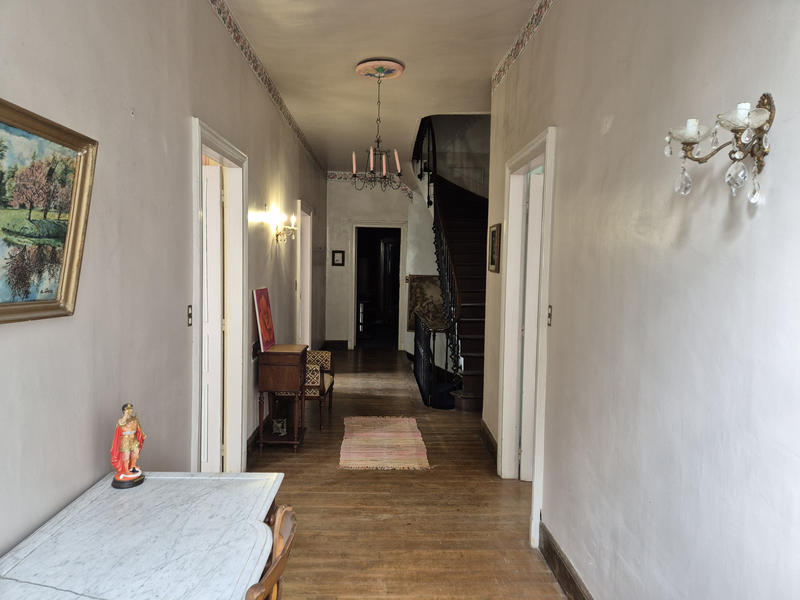 Maison - 430 m² - 12 pièces