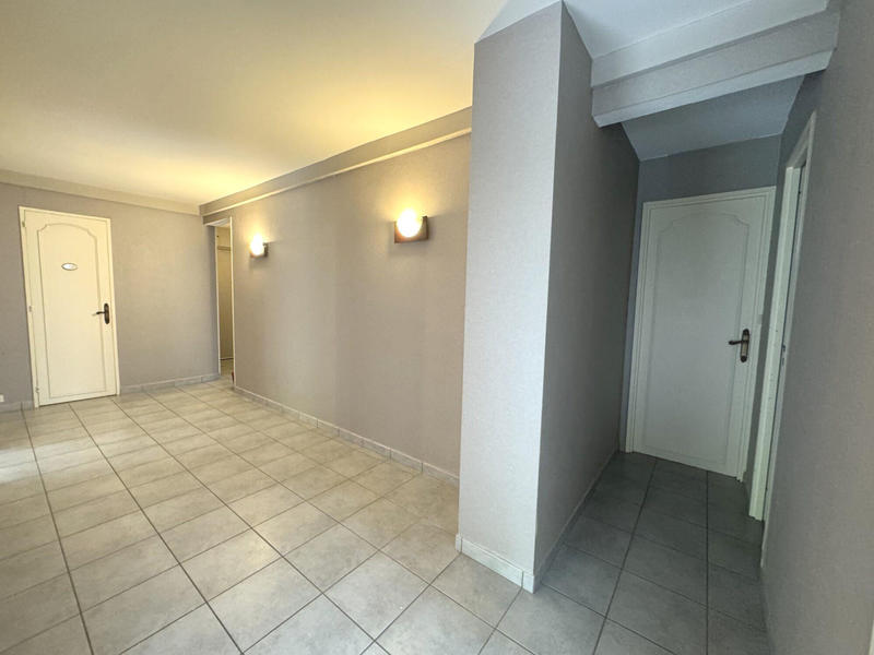 Appartement - 101 m² - 4 pièces