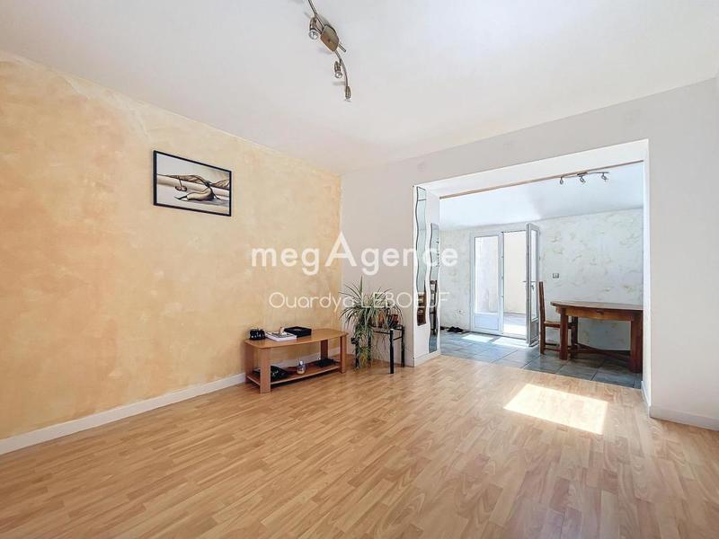 Maison - 64 m² - 4 pièces