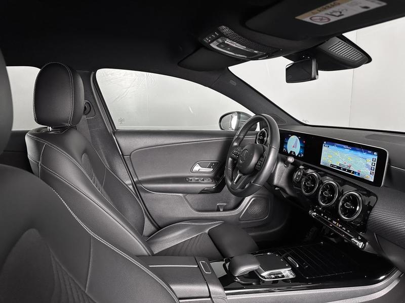 Mercedes Classe a Berline 180d 116ch 7g-Dct Digital Cockpit Regul Camera Gps Tel Clim Park Assist