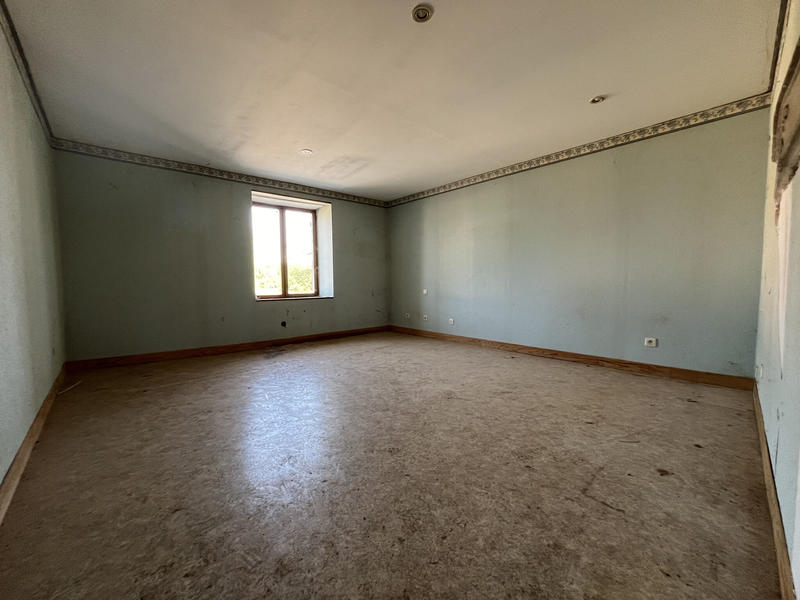 Maison de village - 90 m² - 3 pièces