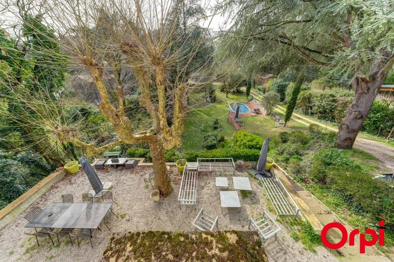 Villa - 235 m² - 7 pièces