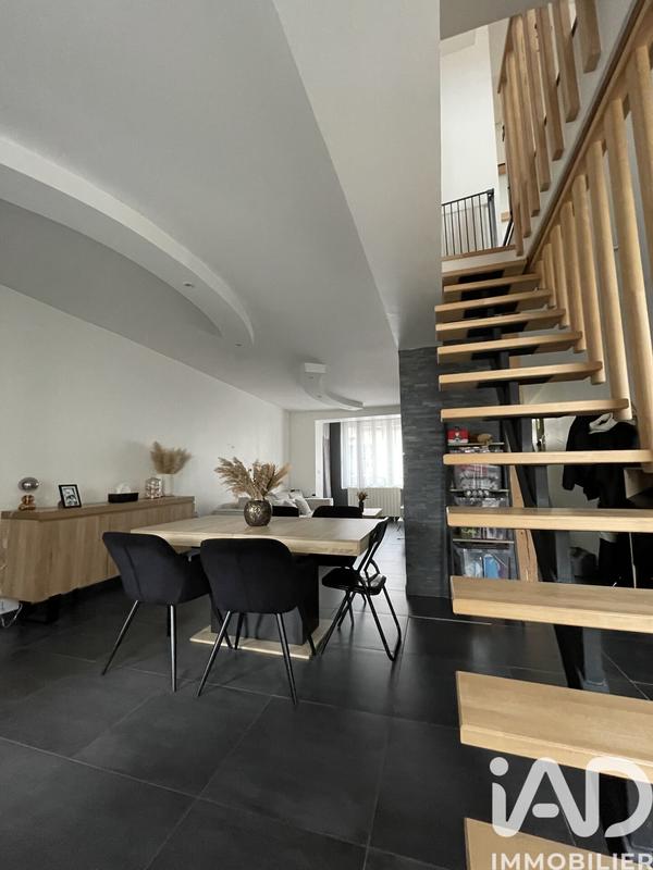 Maison de ville - 95 m² - 3 pièces