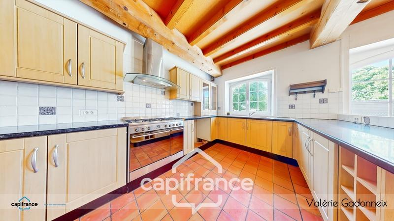 Maison de maîtres - 223 m² - 8 pièces