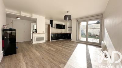 Appartement - 80 m² - 4 pièces