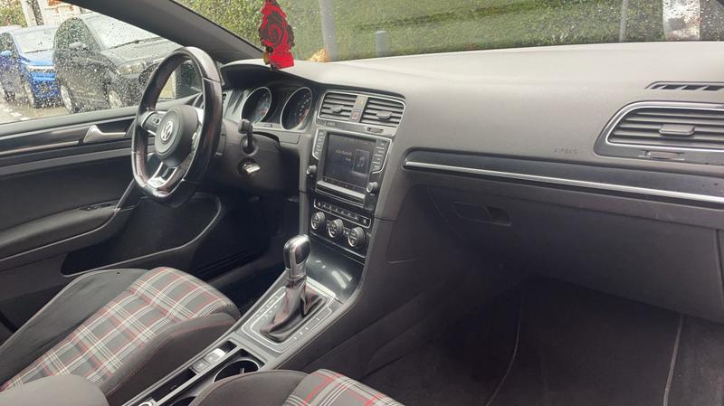 Volkswagen Golf GTi VII 2.0 Tsi 230 Dsg6 Performance - Automatique