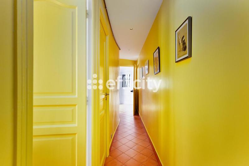 Appartement - 92 m² - 3 pièces