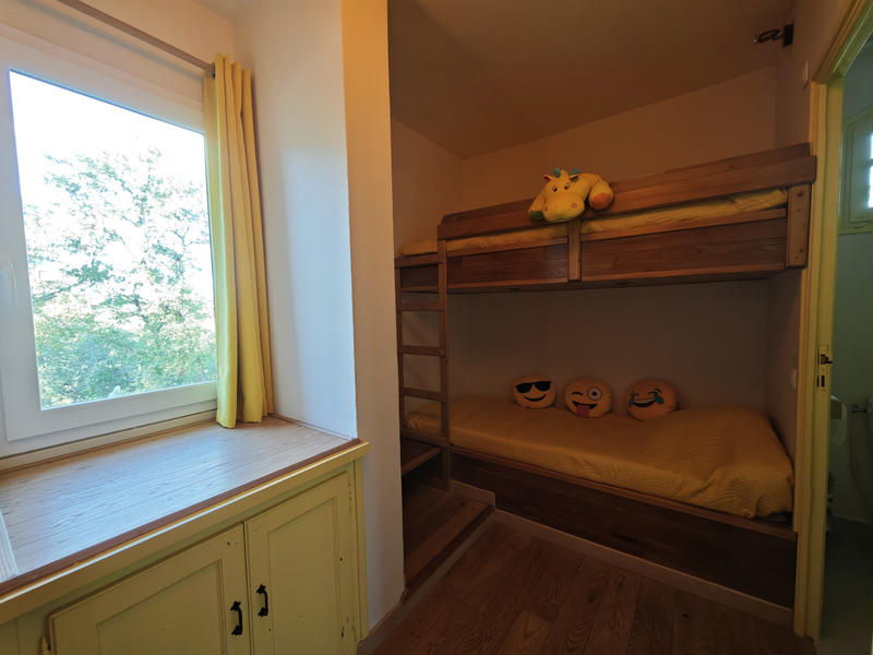 Maison - 410 m² - 9 pièces