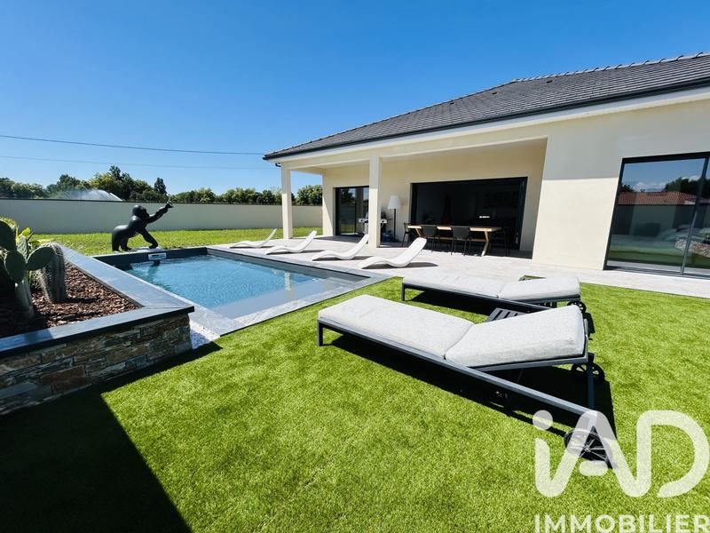 Maison - 180 m² - 5 pièces